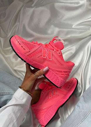 New balance 1906 full pink