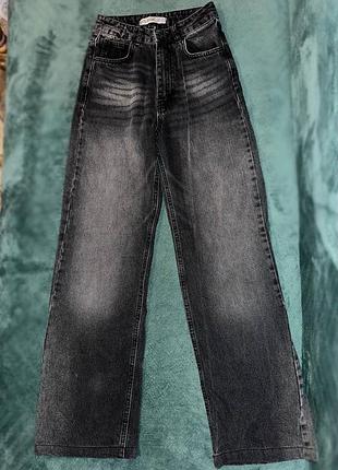 Чорні широкі джинси