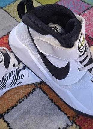 Кросівки дитячі nike