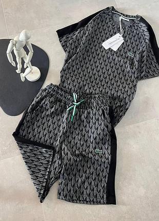 Літній костюм lacoste