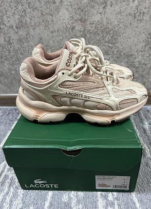 Жіночі кросівки lacoste