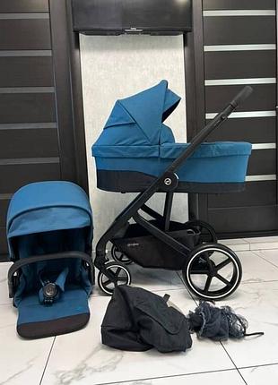 Коляска 2 в 1 cybex balios s. у комплект входить люлька та прогулянковий блок.  стильна та зручна коляска у гарному синьо-бірюзовому кольорі 💙