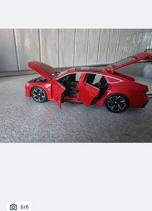 Моделька миталева audi rs 7  1:32 6