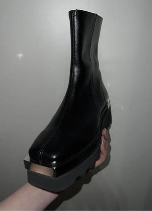 Ботільйони з металевими вставками чорнi zara 39.5