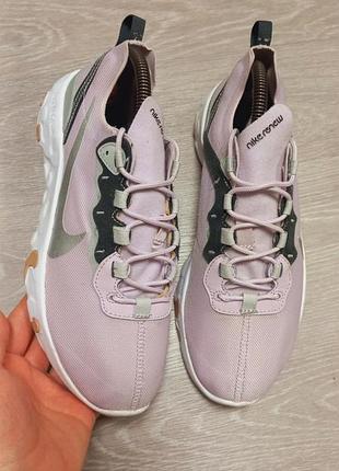 Жіночі кросівки nike renew