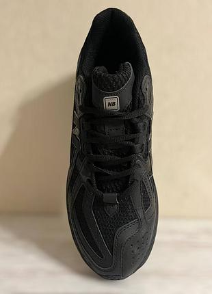 Balance 1906u black 4