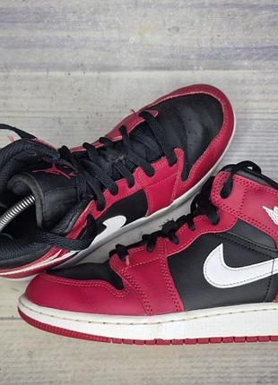 Кроссовки nike jordan