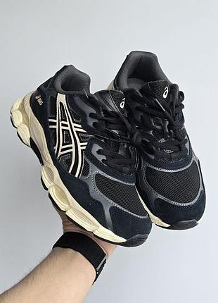 Asics gel-nyc 
• black / beige •