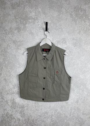 Жіноча жилетка fjällräven outdoor в гарному стані, оригінал m-l