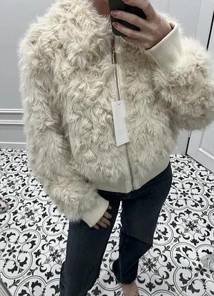 Жіноча коротка плюшева еко-шубка з блискавкою zara розмір s