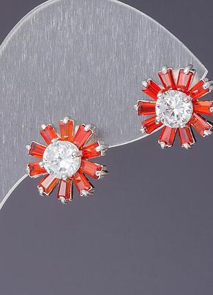 Сережки з червоними кристалами біла серединка l-1,2 см