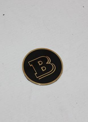 Шильд у накладку на капот brabus