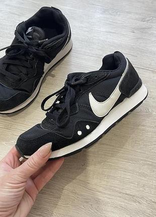 Кроссовки детские nike