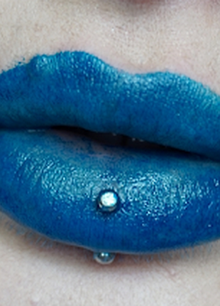 Рідка синя помада "sailor" revolution pro supreme lip pigment / веган етична косметика