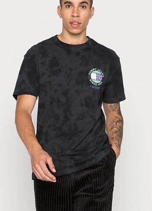 Футболка Tommy jeans unitee globe tie-dye.