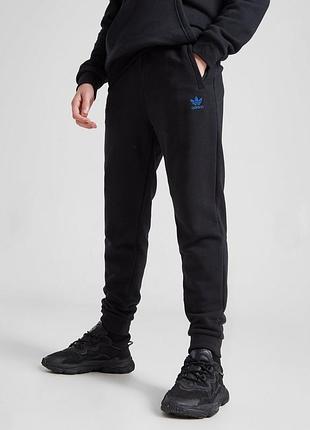 Спортивні штани adidas originals adicolor 3d trefoil track pants.
