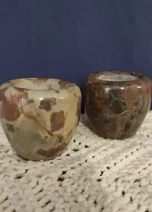 Мраморные подсвечники