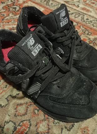 Кроссовки натуральные new balance 41 размер но мало мерцать идут на стельку 25см