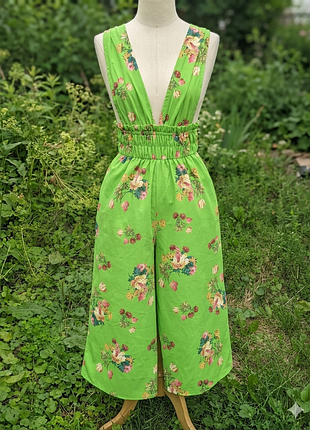 Супер крутой комбинезон asos с кюлотами 36