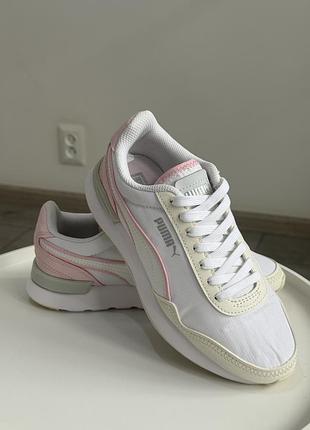 Жіночі кросівки puma