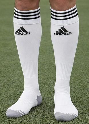 Нові футбольні гетри adidas (оригінал)