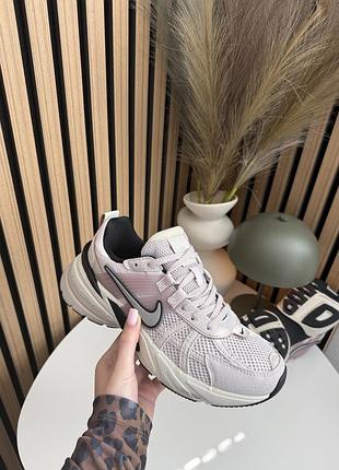▪️nike v2k run