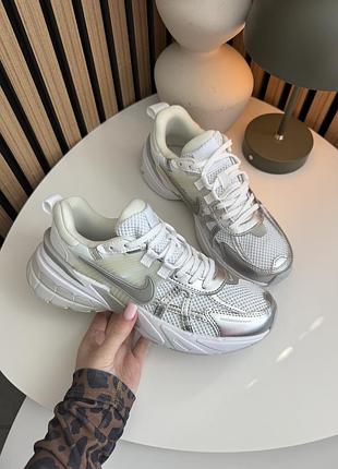 ▪️nike v2k run