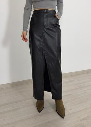 Шикарная кожаная юбка zara