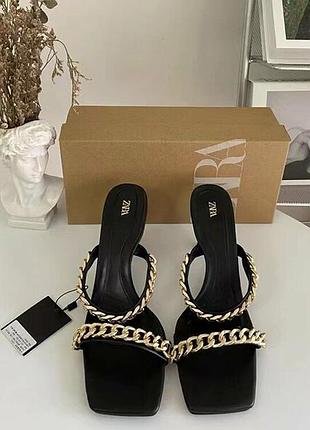 Женские босоножки zara