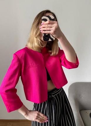 Жіночий короткий піджак max mara
