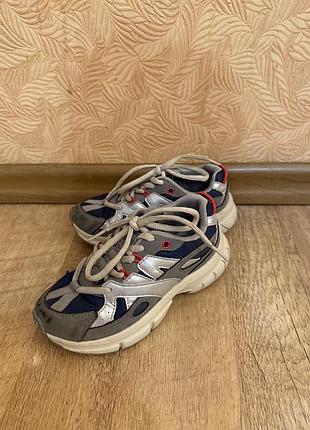 Продам кросівки zara