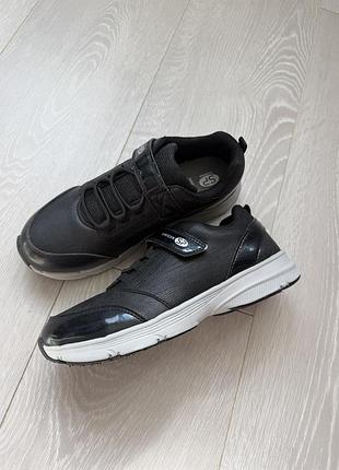 Кросівки geox 34