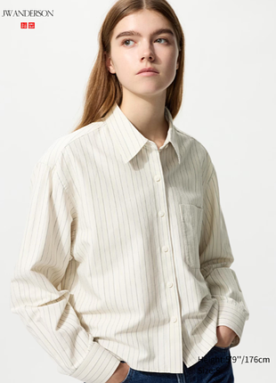Жіноча сорочка uniqlo в колаборації з теперішнім дизайнером dior jw anderson
