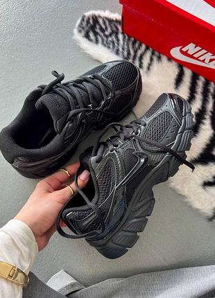 V5 rnr full black nike