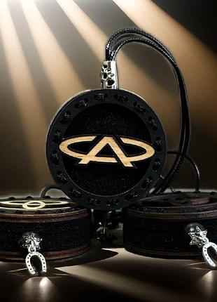 Деревянный ароматизатор с логотипом chery (чери)
