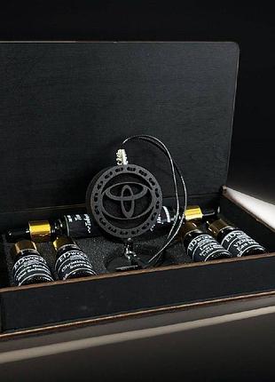 Подарочный набор с логотипом toyota ( тайота ) на 6 ароматов