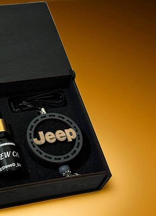 Ароматизатор в машину с логотипом jeep ( джип ) лісові ягоди