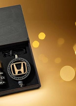 Ароматизатор в машину с логотипом honda (хонда) комплект из дерева black ice