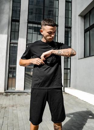 Бананка чорна nike 6