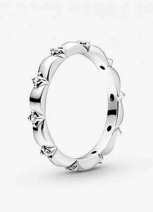 Серебряное кольцо с кубическим цирконием 033-00057