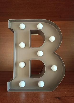 Декоративная объемная буква «b» с led-подсветкой