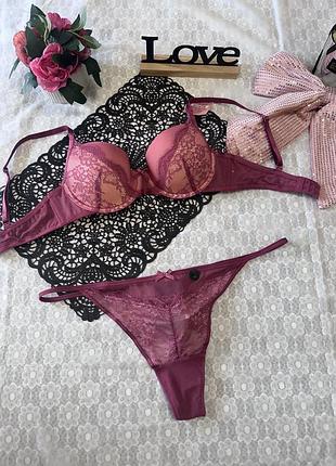 Шикарний комплект hunkemoller