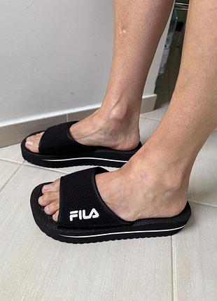 Продам шльопанці fila