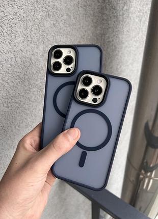 Полупрозрачный матовый чехол с магнитным креплением magsafe для iphone 14 pro max - blue