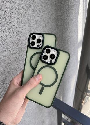 Напівпрозорий матовий чохол з магнітним кріпленням magsafe для iphone 14 pro max - dark green