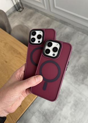 Напівпрозорий матовий чохол з магнітним кріпленням magsafe для iphone 16 pro - red wine