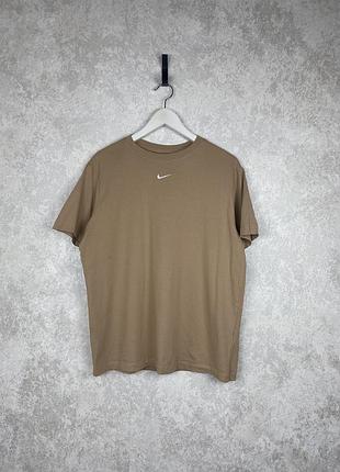 Чоловіча футболка nike nsw tee lse prem ess sust brown в гарному стані, оригінал xs-s