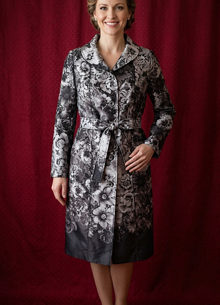 Тренч-плащ.яскравий жіночний плащ,без утеплення,