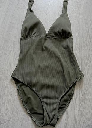 Утягуючий купальник primark