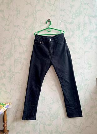 Жіноча чорні джинси levi’s розмір l30 w30